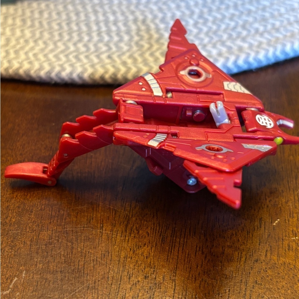 BAKUGAN Battle Brawlers Red Pyrus Maxus Dragonoid Ventus Spitarm